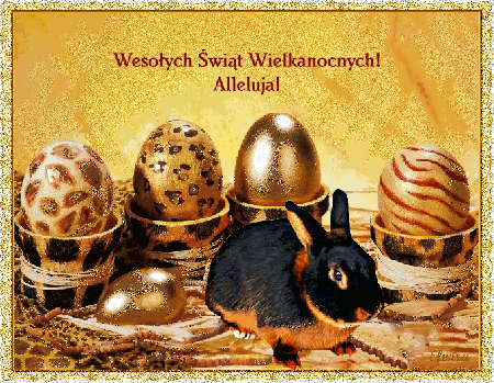Czarny króliczek wśród brokatowych pisanek
